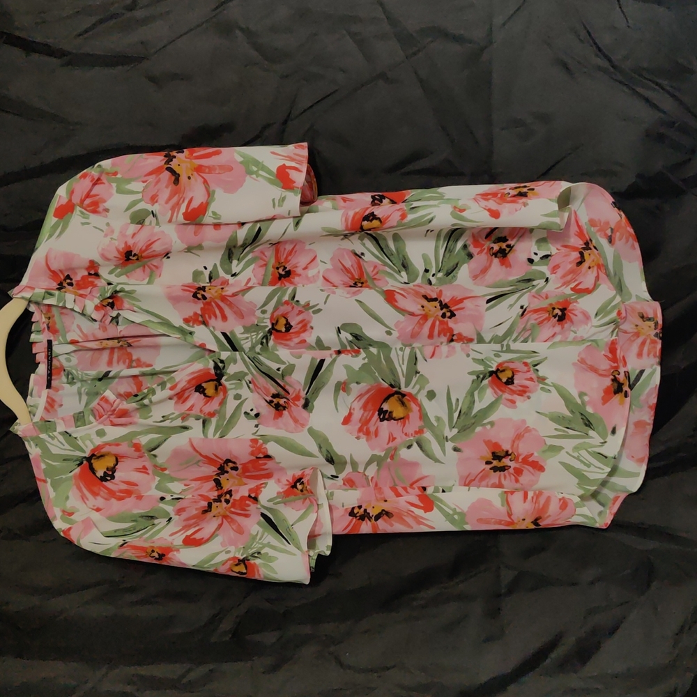 Tahari Floral Top